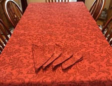 Beautiful Red Tablecloth And 4 Napkins 79x70 Very Pretty Design And Color