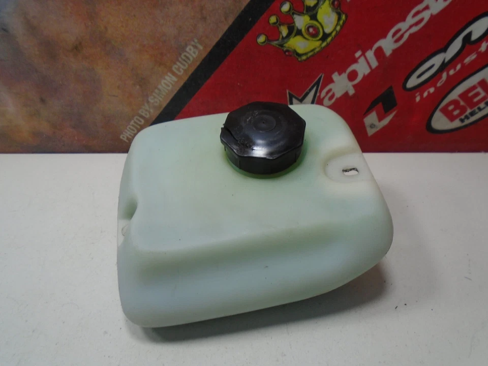 Tomos Targa LX 50 2000 depósito de aceite 00 LX50 CICLOMOTOR Foto 3 de 4