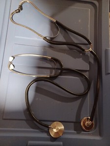 Two working 90s Doctors stethoscopes.