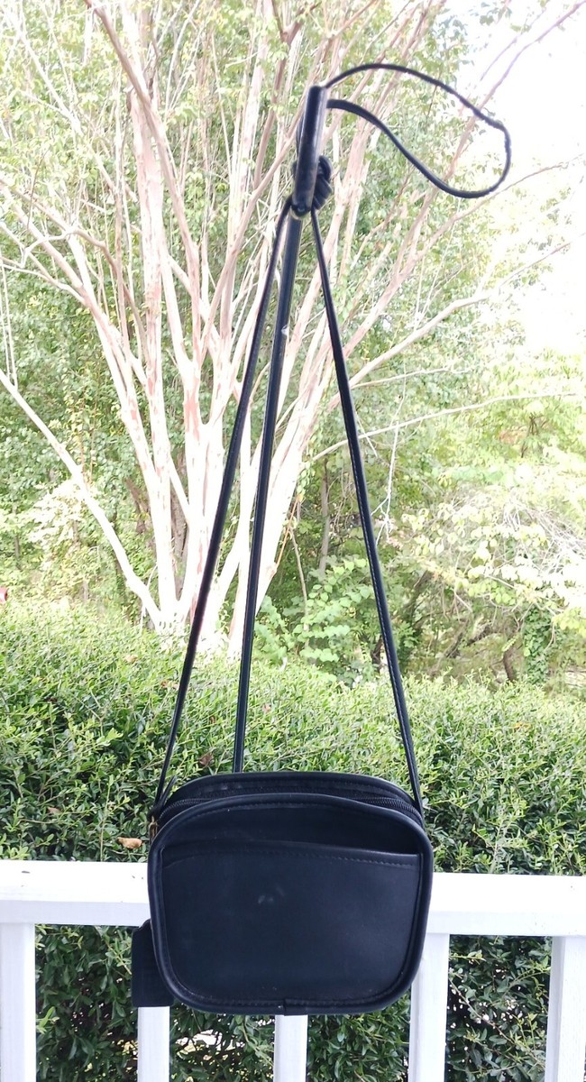 ★海外限定★【COACH】PV HRT HP ERNG LD99 Coach 9935 Vintage Hadley Black Leather Made In The United