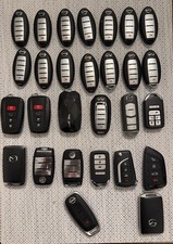 Lot Of 28 Toyota Nissan Honda Key Fobs Smart Keys Remotes Lot Of 28 Toyota Nissan Honda Key Fobs Smart Keys Remotes