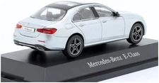 Mercedes E-Class AMG Line (W213) Facelift High-Tech Silver 1:43 - Dealer Model -