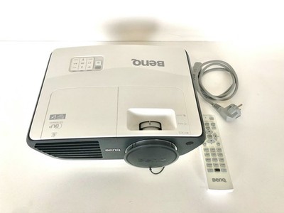 BenQ W700 DLP Beamer   HD Ready (720p) - kaum benutzt