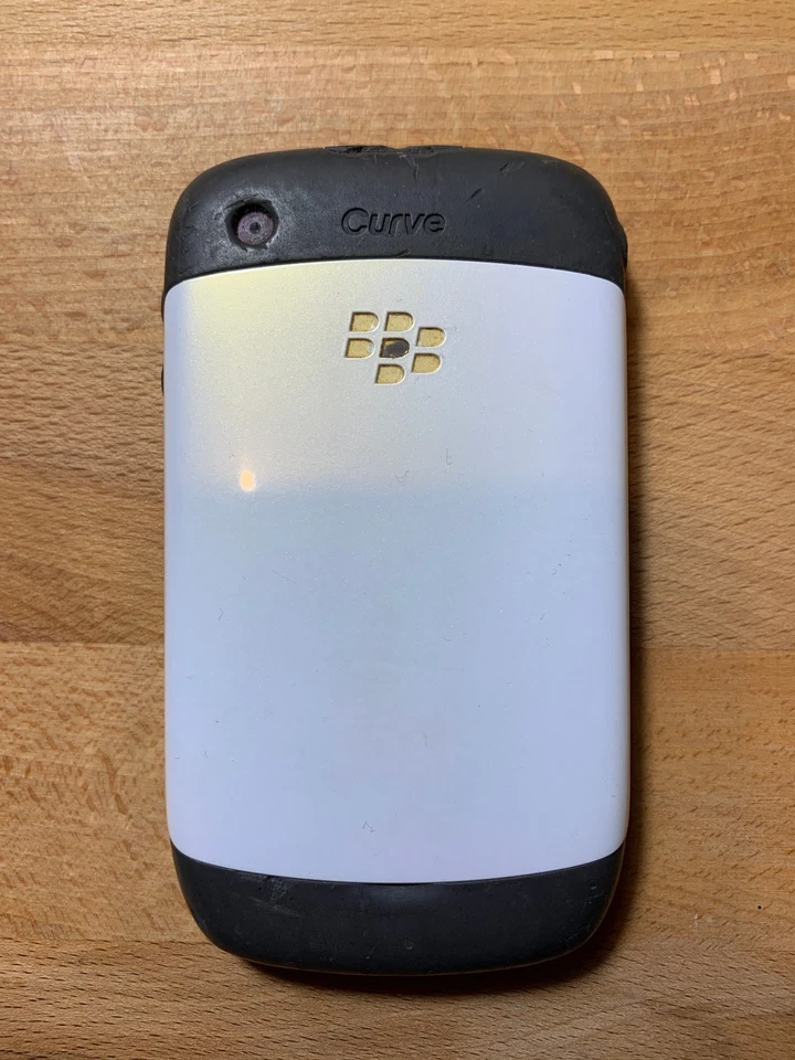 Smartphone Blackberry Curve 8520 2G - Immagine 3 di 4