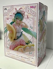 Hatsune Miku Series Wonderland Figure – Sleeping Beauty Ver. TAITO Japan Anime