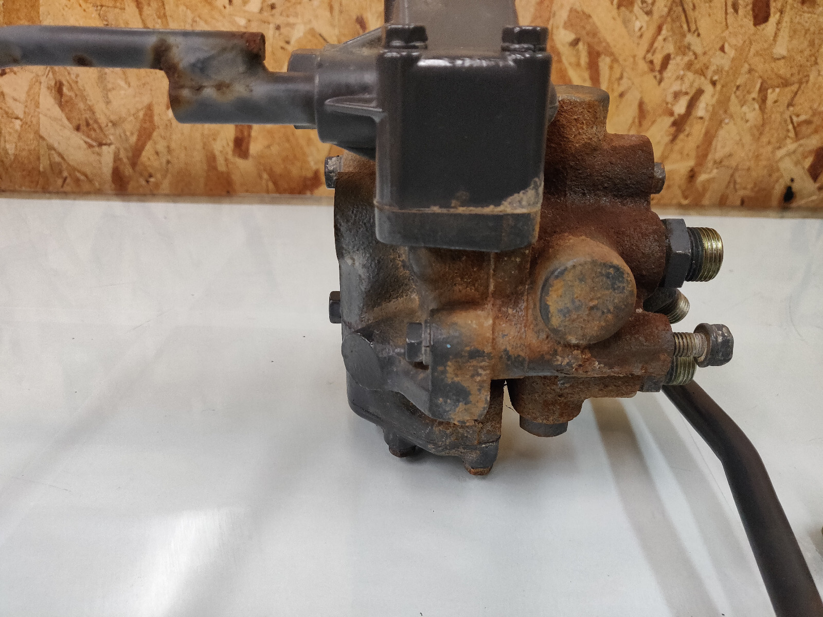 Kubota G1900 G1800 Hydraulic Lift Valve eBay