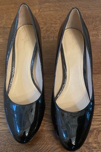 Cole Haan Women S Black Patent Leather Chelsea Low Pump Heels Sz 9 Ebay Cole Haan Women S Black Patent Leather Chelsea Low Pump Heels Sz 9 Ebay