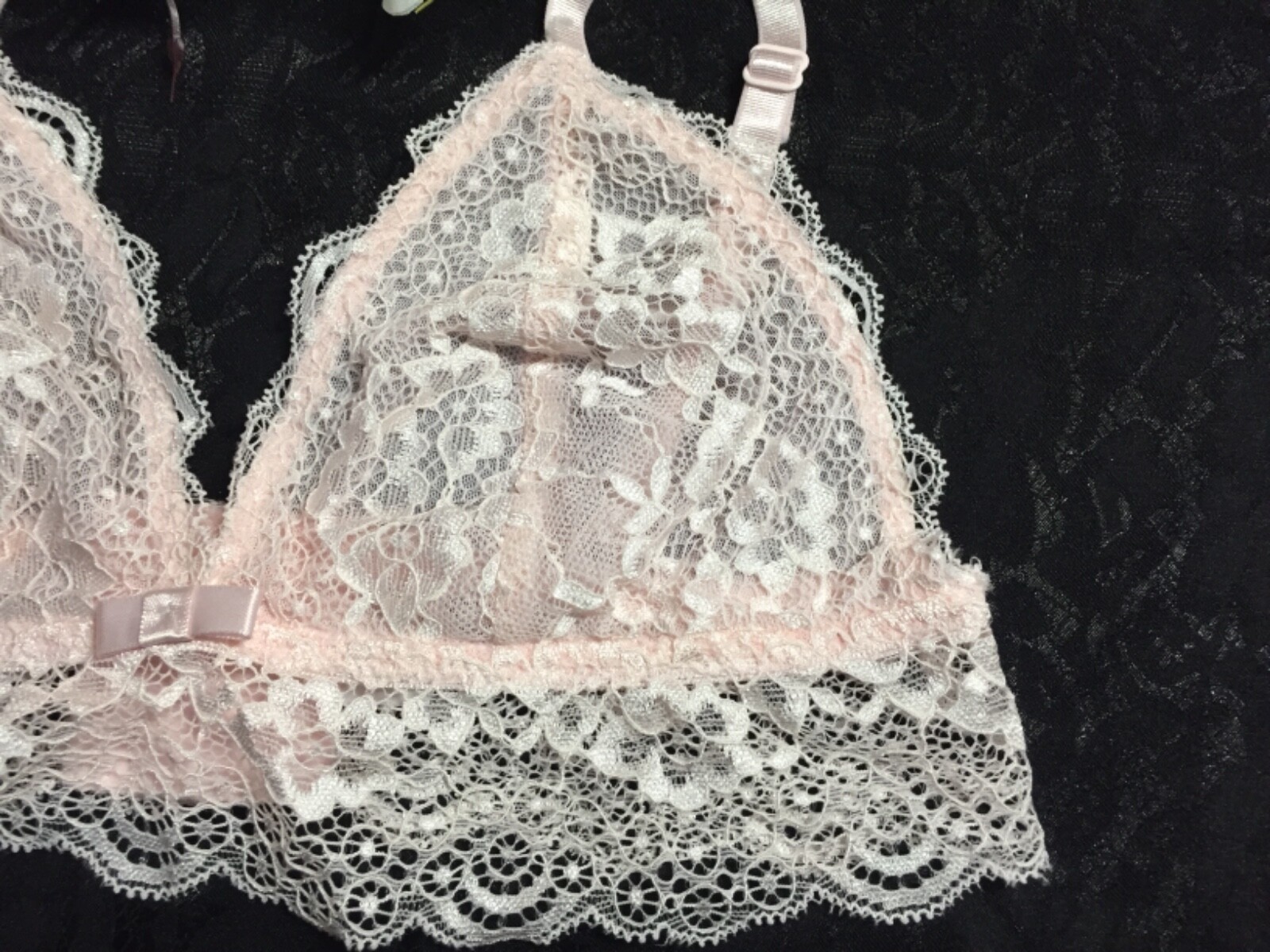 SECRET POSSESSIONS  Size us  34b eu 75b it 3b Unpadded wireless pink image 3