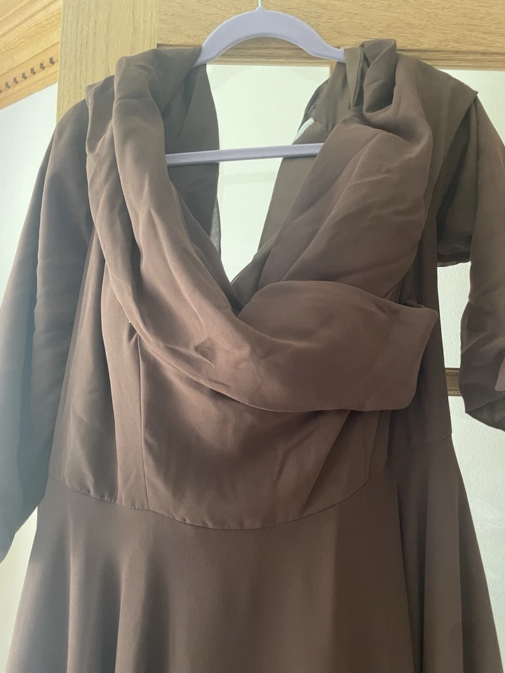 Vestido de celebridade casamento formal mãe da noiva marrom novo com etiquetas tamanho 18 com trem - Imagem 2 de 4