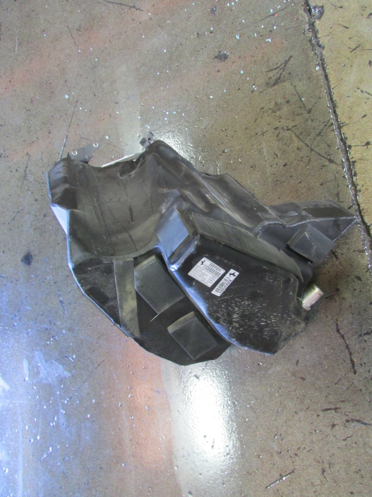Ferrari 488 Spider, LH, Left Fuel Tank, Used, P/N 314302 s/c 326607