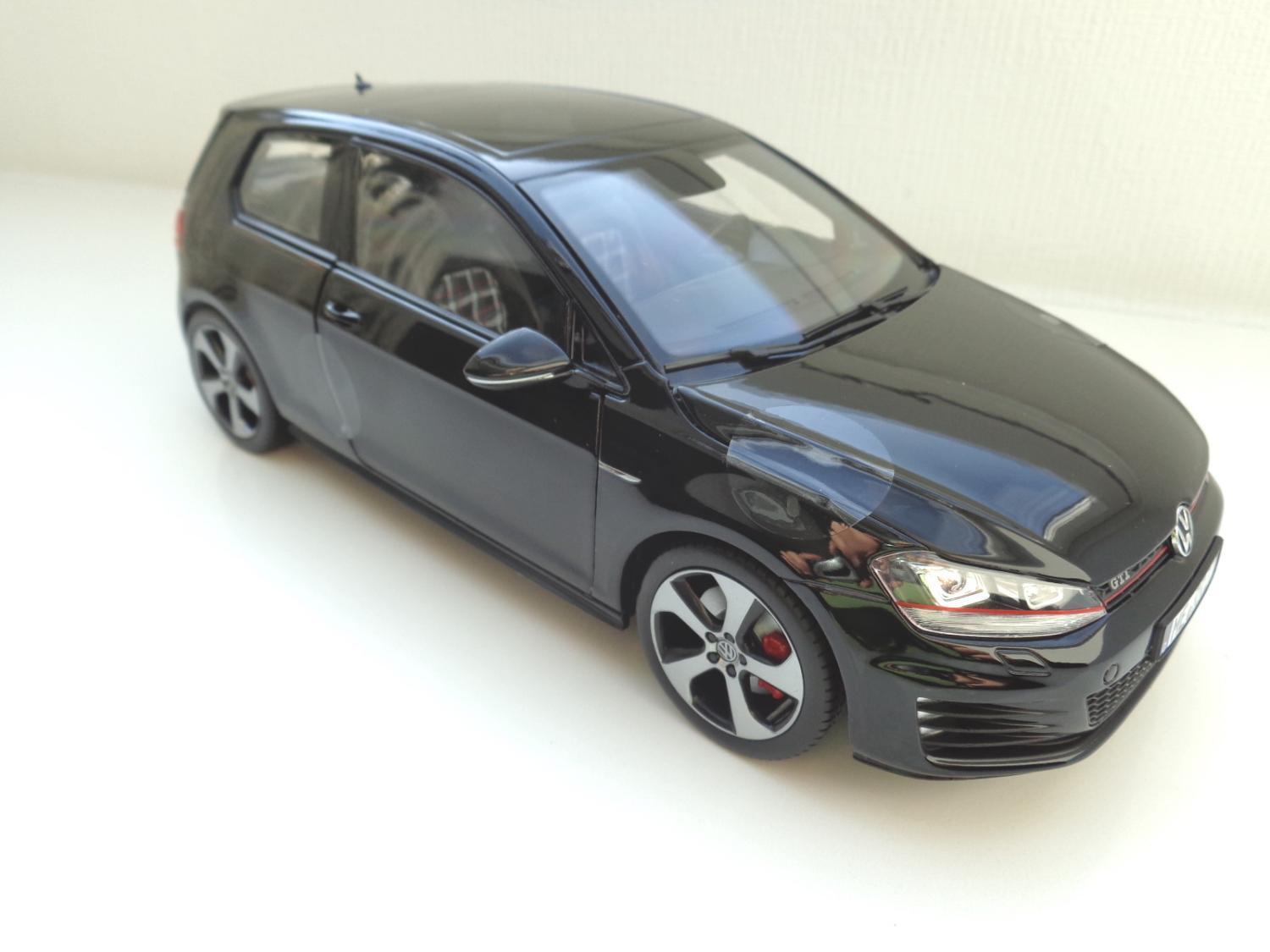 Volkswagen VW Golf 7 GTI Model Car From Norev IN 118 Black New 3551091885504 eBay