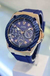 guess legacy w1049g2