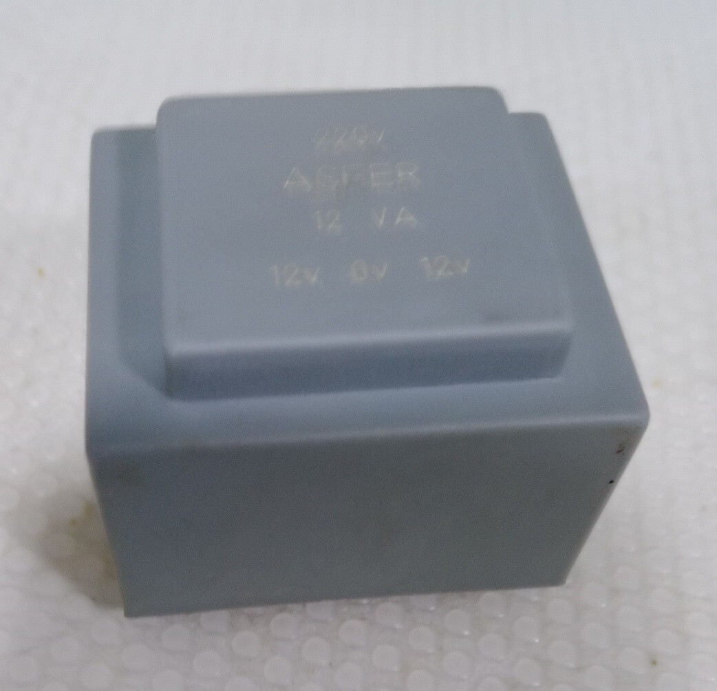 Transformador alimentador electronica entrada 220V 12VA salida 12+12