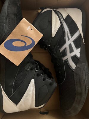 asics wrestling shoes Matflex | size 11.5 | black gray/white| New in Box