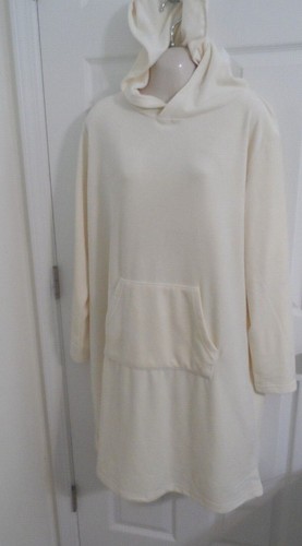 NWOT Serra Fleece Hooded Sweatshirt 