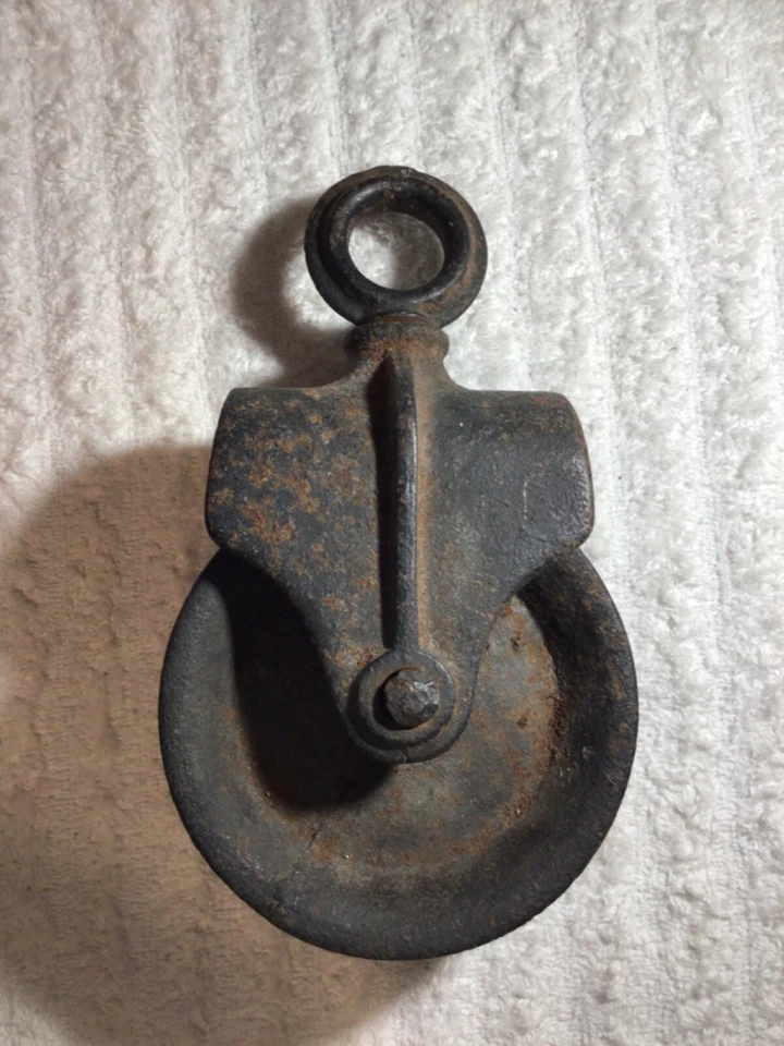 Polea antigua, hierro fundido rueda única de 5" de viga de anclaje de granero antiguo en muy buen estado Foto 2 de 4