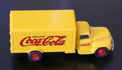 coca cola collectible trucks