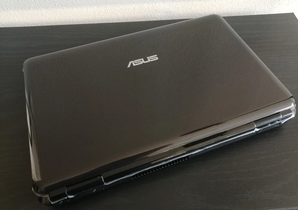 ASUS X5DI Notebook Intel 2,2 GHz 4GB RAM nVIDIA GeForce Windows DE Vintage OVP