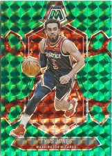 2023-24 Panini Mosaic Tyus Jones #176 Green Prizm SP Orlando Magic