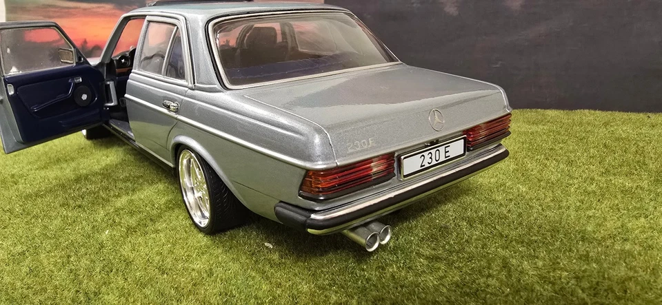 Revell 1:18 Mercedes W 123 : 230E  Umbau auf 5,0 - Bild 4 von 4