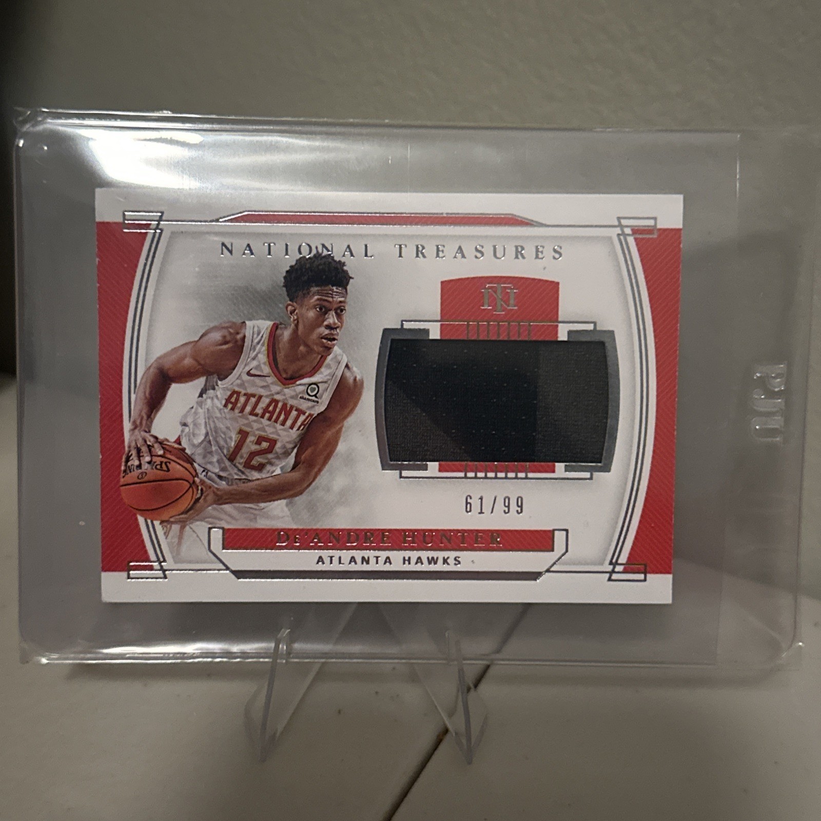 2019-20 Panini National Treasures Rookie Materials De'Andre Hunter  /99 MEM, RC