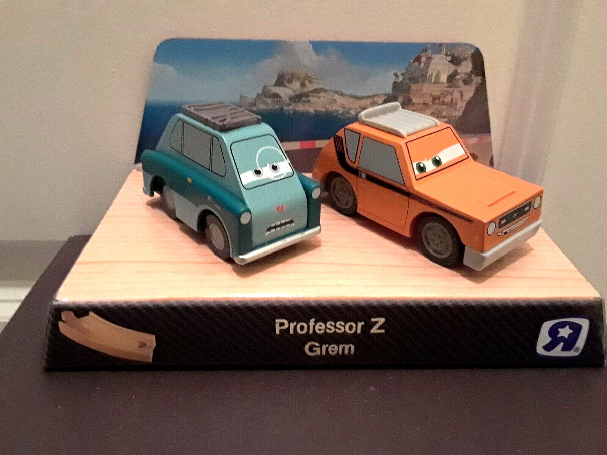 Disney Toys R Us Wooden Cars PROFESSOR Z & GREM Exclusive NEW 2010