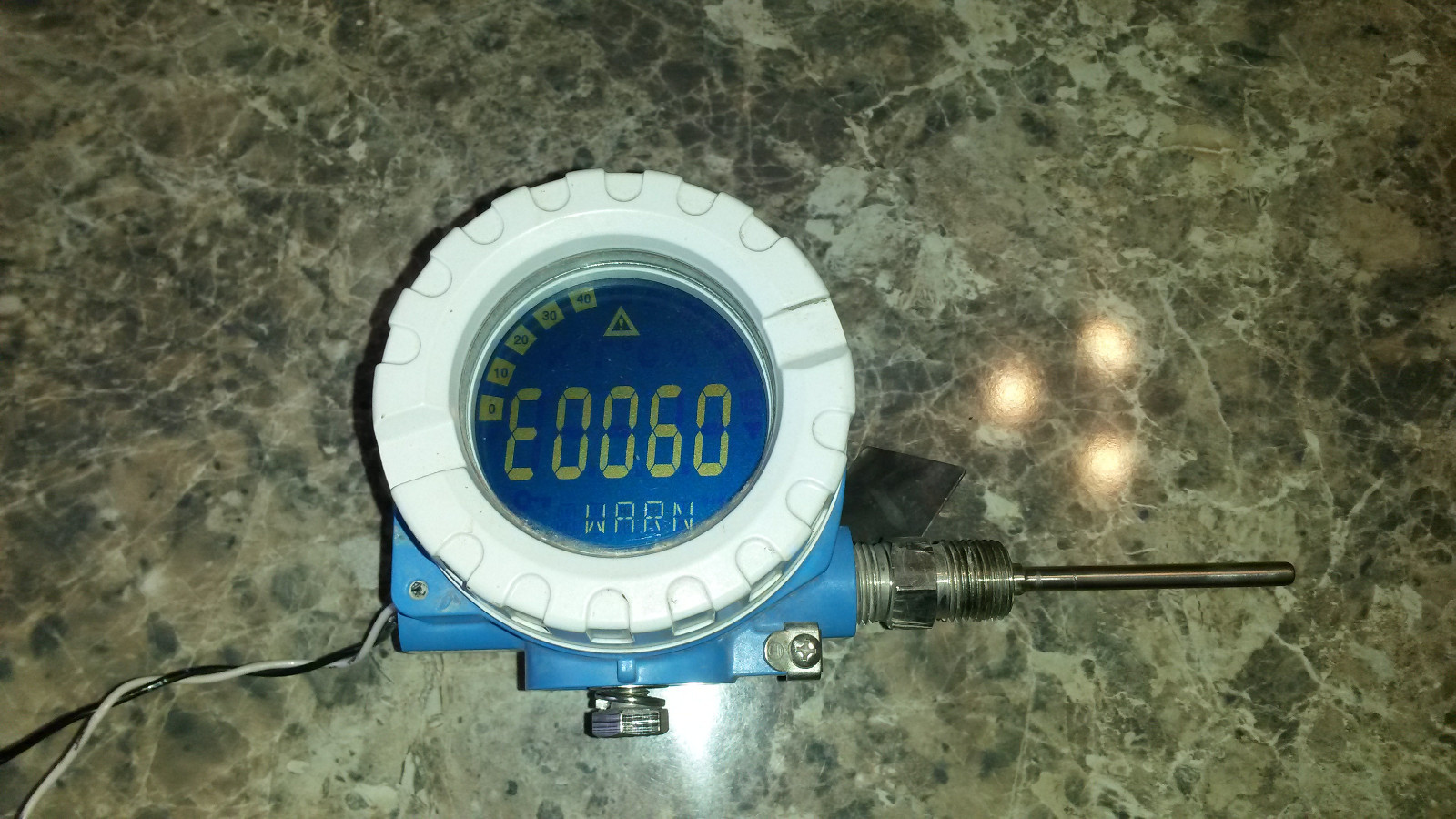 ENDRESS + HAUSER TMT162 TEMPERATURE TRANSMITTER with thermocouple 1/2