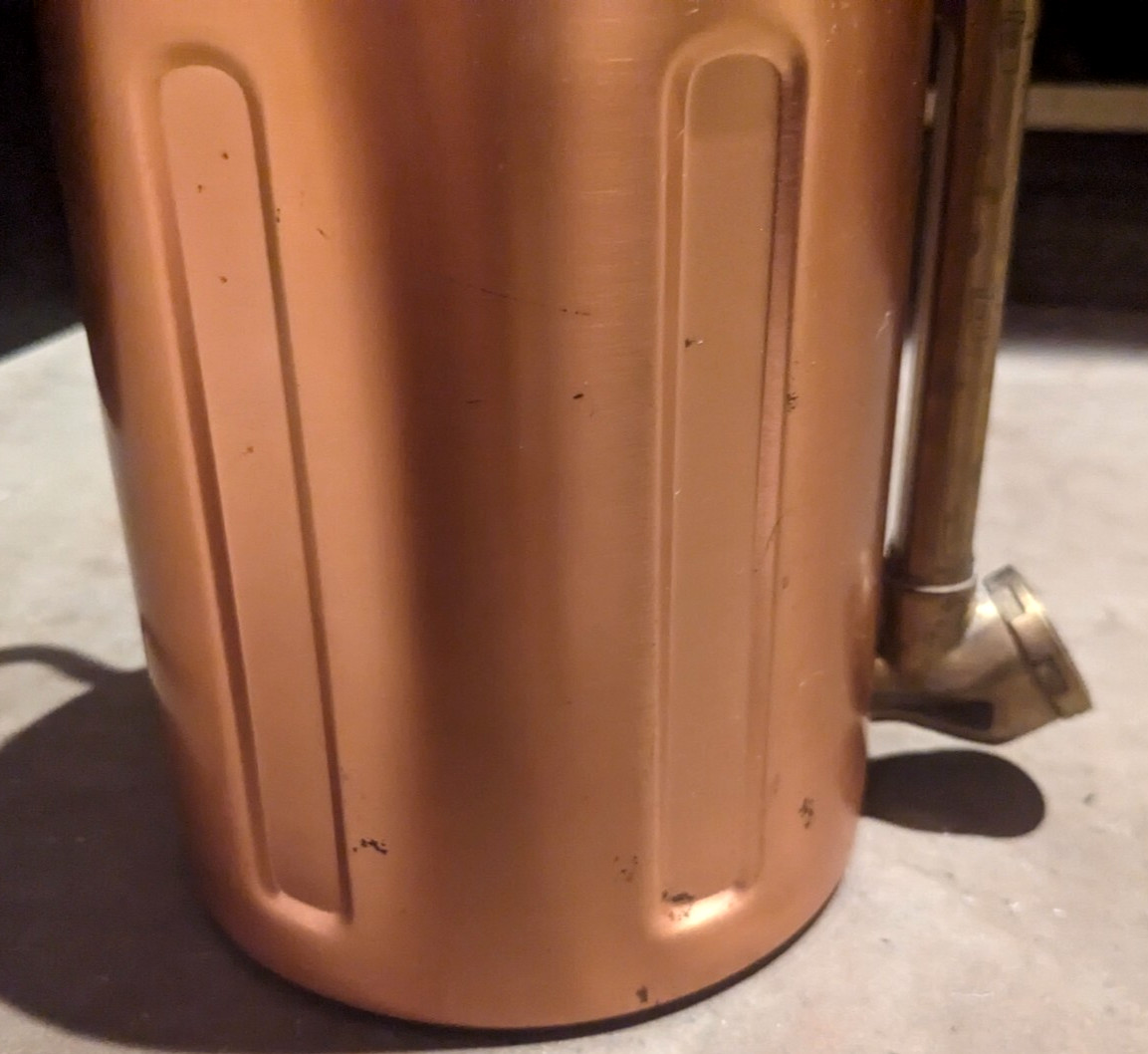 Growler Werks 64 oz Beer Dispenser and Carbonator Home Brew Copper Keg