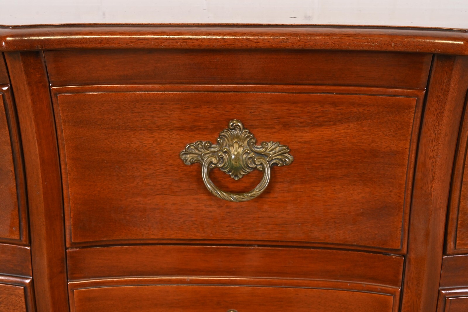 John Widdicomb French Provincial Louis XV Solid Mahogany Nine-Drawer Dresser