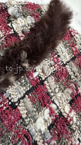 CHANEL 05A Rabbit FurTrim RaspberryBrown Tweed Jacket Skirt Suit 38 US6 Pristine - Picture 14 of 24