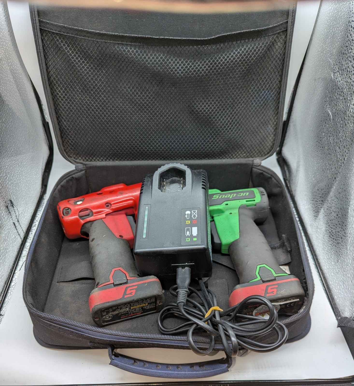 Snap-on ct761 14.4V MicroLithium Impact Wrench x2 Kit w/ 2x CTB8172 + CTC772A image 7