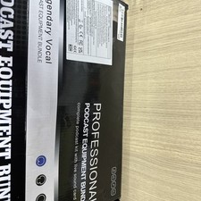 Profi Podcast Equipment Komplettpaket Mikrofon Soundkarten Set etc NEU