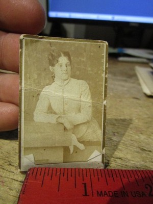 J26 Old GEM Cabinet Picture Photo ZANESVILLE OHIO Woman Lady in Crochet Dress