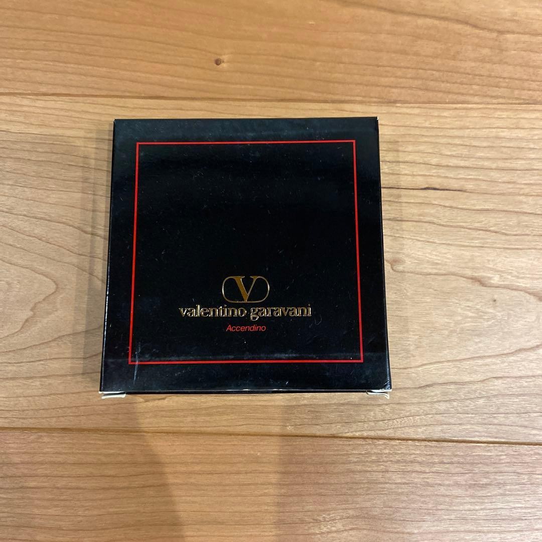 Valentino Garavani V-7 G Lighter Black Elegant Used Not Filled