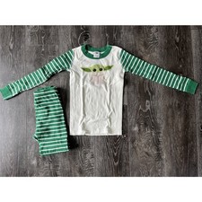 Hanna Andersson x Star Wars Yoda Long Sleeve Green Pajamas, size 6-7