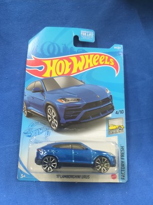   HOT WHEELS FACTORY FRESH 17 LAMBORGHINI URUS