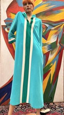 VTG Vanity Fair1980 Turquoise Robe size 16 Housecoat Velour Lounge Hostess Gown