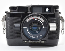  Exc 5 Nikon NIKONOS III Underwater Film Camera 35mm F/2.5 Lens Black JAPAN