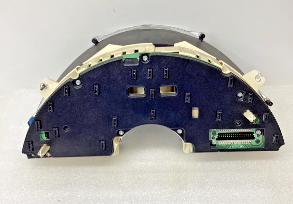 Cuadro medidor velocímetro Corvette 1994-1996 para piezas. No funciona Foto 2 de 2