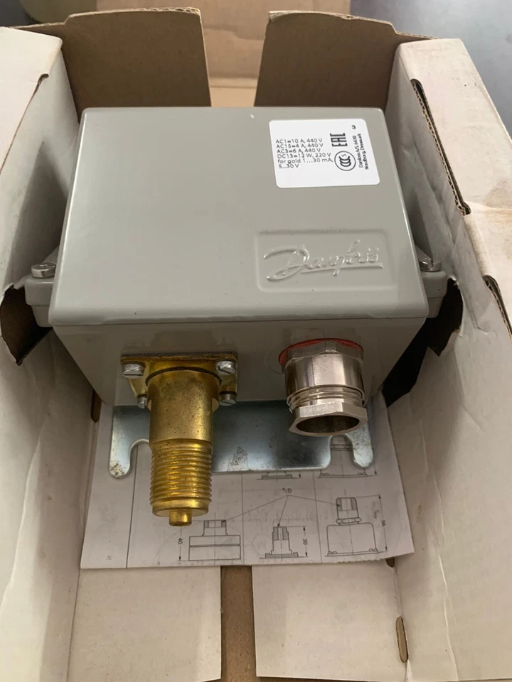 New Danfoss KPS35 060-310066 Pressure Switch 0 to 8 Bar Free Fast Shipping - Image 3 of 4