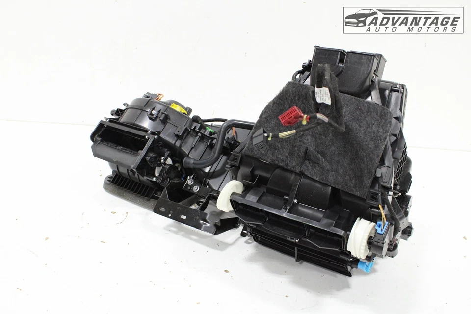 2015-2018 AUDI Q3 QUATTRO HVAC AC CLIMATE HEATER BLOWER MOTOR HOUSING BOX OEM - Image 2 of 4