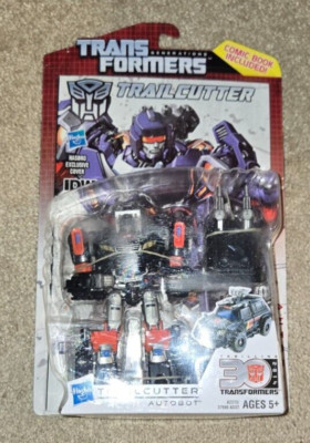 Transformers 30th Anniversary TRAILCUTTER w/ IDW Comic Hasbro Exclusive Cover