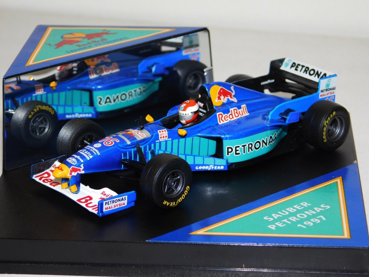 F1 Sauber C3。セルジオペレス直筆サイン入りミニカー1:43 Sergio Checo Perez Car F1 Sauber 2012 1:43 Minichamps 2do Podio