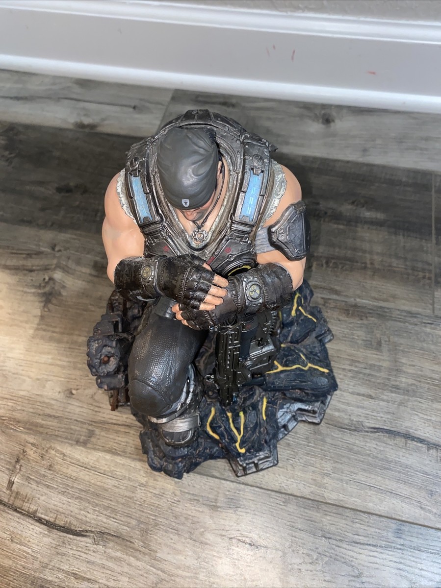 ギアーズ・オブ・ウォー3 限定版フィギュア Gears of War 3 Collector's Edition PVC Statue Marcus Fenix