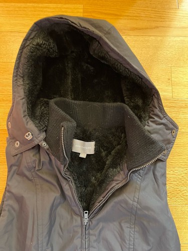 Ann Taylor Puffer Hooded Vest Faux Fur Lined Full Zip Pockets Black Womens M - Picture 6 of 13