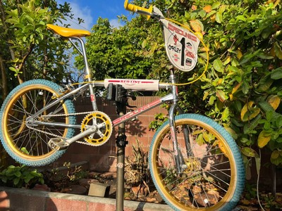 Vintage Bicycles - School Bmx Redline 