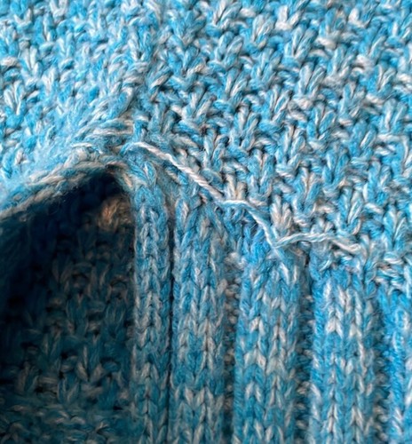 Mermaid Tail Blanket – Soft Hand Knitted Crocheted for Adults or Children - Picture 3 of 8