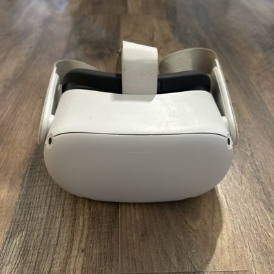 Meta Quest 2 - 128GB - Headset Only   Good Condition-
