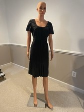 Carolina Herrera Dark Blue Pleated Short Sleeve Dress W Lavender Pinstripe Sz 8