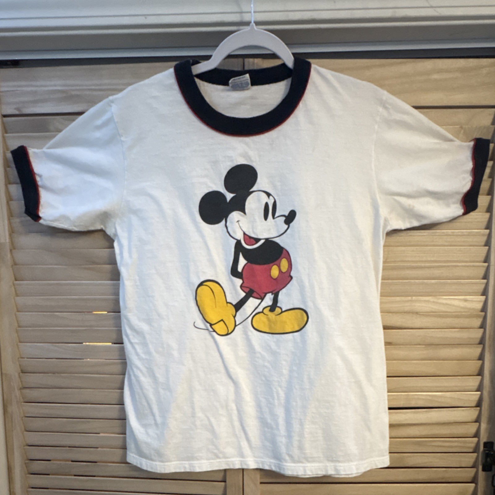 Vintage Disney Mickey Mouse White Black Red Yellow Large Adult T-Shirt